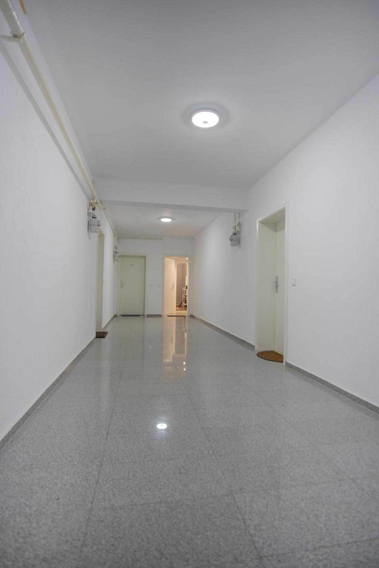 Blue 1 * Brașov